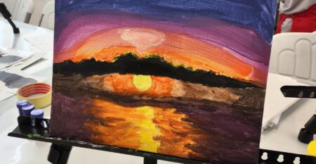 prezentacja namalowanego obrazu zachodu słońca